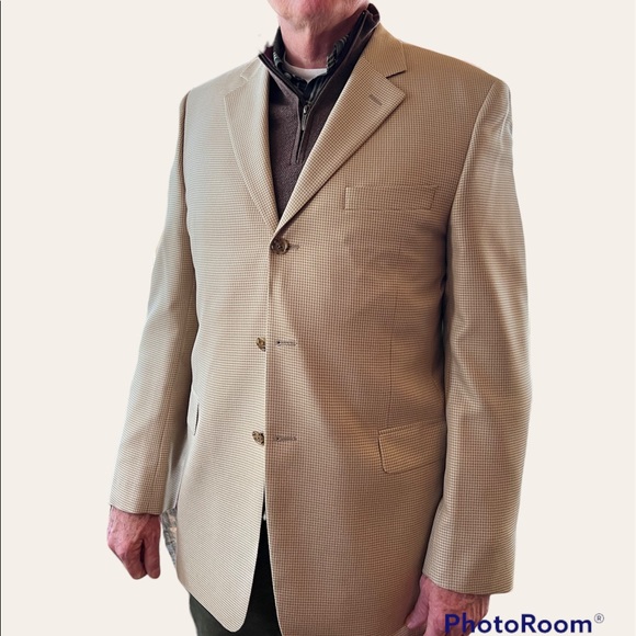 Jack Victor - Like new cream with beige checks blazer. Three button. - Picture 1 of 5